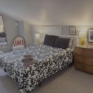 Apartment The Peak Mt Washington - Large 2bd W A View, Pittsburgh
