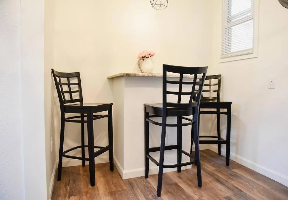 Perfect Pittsburgh Home Close To City & Airport בית נופש